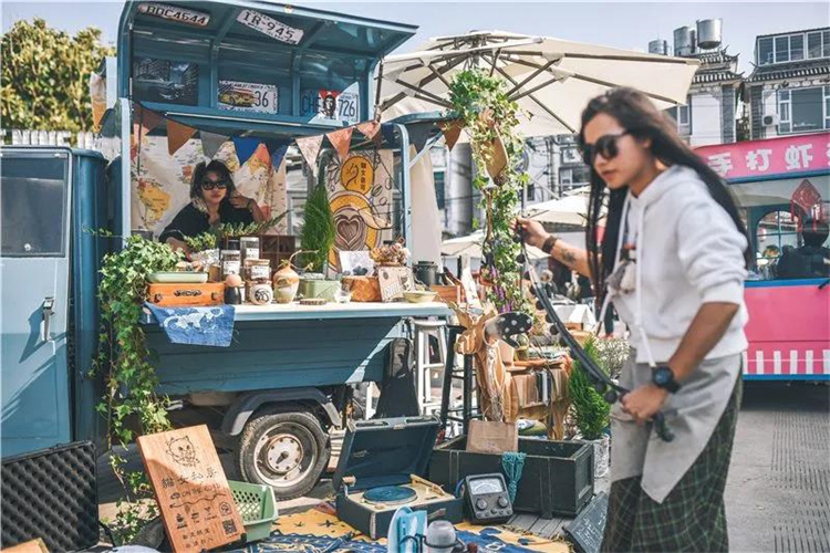 大理麋鹿星球——市集美食、文藝演出、潮人拍攝的新地標(biāo)，原四季集市，是大理小眾打卡地